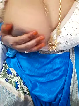 Snapshot of Tamil_Ammani chatting on 11.11.25 Tamil Ammani online show from 11.11.25