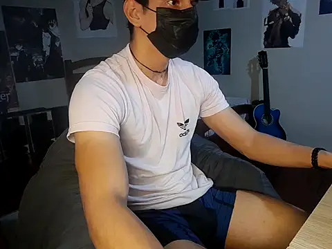 Snapshot of oppaboy chatting on 10.11.25 oppaboy online show from 10.11.25