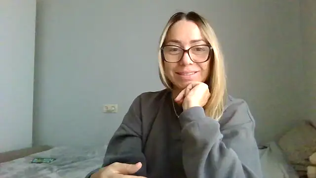 Kinky21 online show from 10.08.25