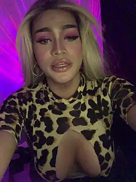 Snapshot of Kessey_Herera chatting on 03.15.26 Kessey Herera online show from 03.15.26