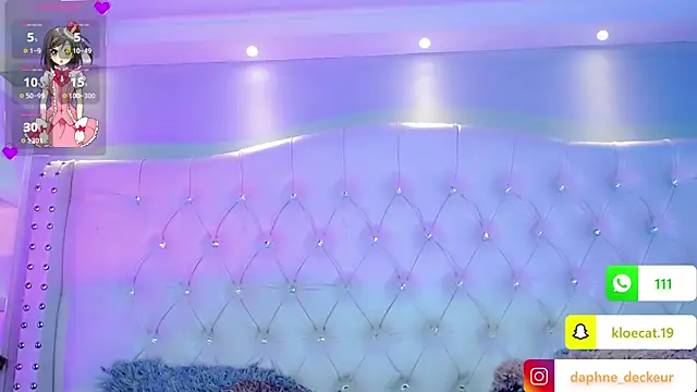 Snapshot of Daphnne_XXX chatting on 10.11.25 Daphnne XXX online show from 10.11.25