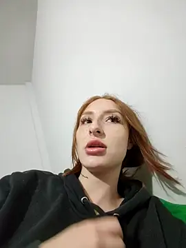 Bennuluspeach  online show from 02.02.26