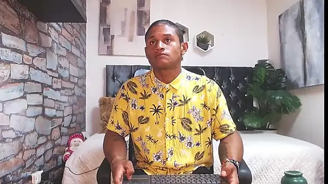 Snapshot of casike1 chatting on 10.11.25 casike1 online show from 10.11.25