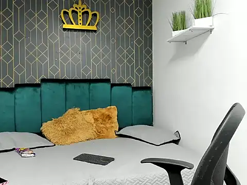 Snapshot of casike1 chatting on 11.14.25 casike1 online show from 11.14.25