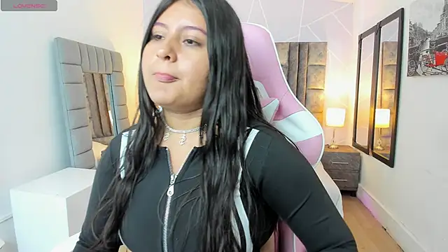 AnnaSwift  online show from 12.02.25