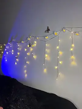 SaraMistick online show from 04.09.26