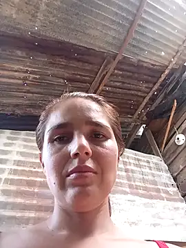 Snapshot of antonellahotimida chatting on 10.15.25 antonellahotimida online show from 10.15.25