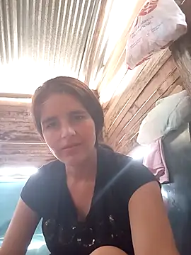 Snapshot of antonellahotimida chatting on 10.25.25 antonellahotimida online show from 10.25.25