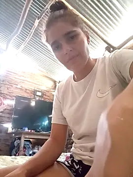 Snapshot of antonellahotimida chatting on 01.13.26 antonellahotimida online show from 01.13.26