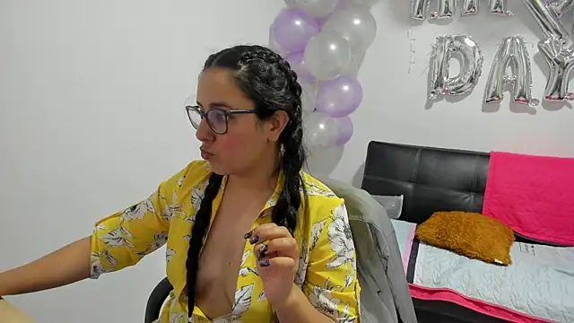 Venus cat  online show from 11.12.25