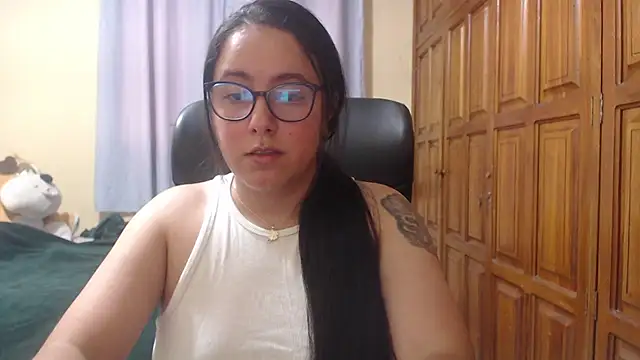 Venus cat  online show from 02.04.26