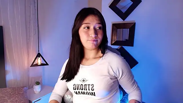 Snapshot of Rubyvixxen_ chatting on 10.08.25 Rubyvixxen online show from 10.08.25