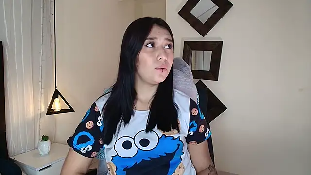 Snapshot of Rubyvixxen_ chatting on 10.17.25 Rubyvixxen online show from 10.17.25