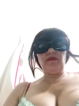 Snapshot of Orca-sexy chatting on 10.13.25 Orca-sexy online show from 10.13.25