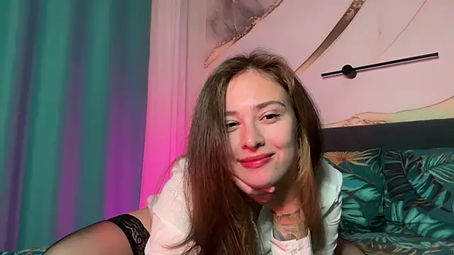 Snapshot of erikaa_miuu chatting on 11.07.25 erikaa miuu online show from 11.07.25