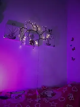 Solaangel  online show from 12.21.25