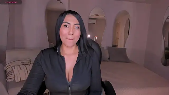 NatalieLewis online show from 06.05.26