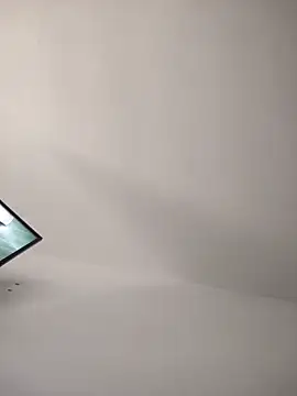 Snapshot of LindaSalo33 chatting on 11.07.25 LindaSalo33 online show from 11.07.25