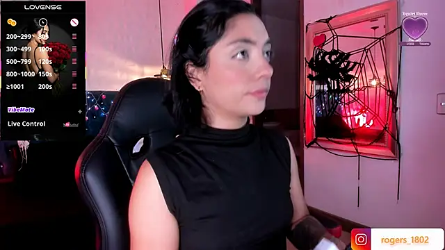 Snapshot of isaa_dl chatting on 10.06.25 isaa dl online show from 10.06.25