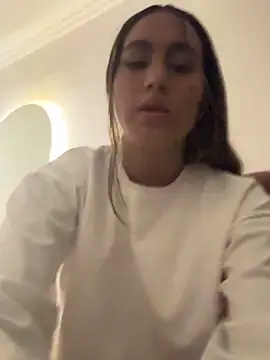 Sofi kim  online show from 11.19.25