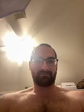 Snapshot of Jwr2316 chatting on 10.16.25 Jwr2316 online show from 10.16.25