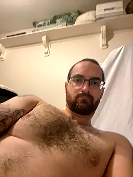 Snapshot of Jwr2316 chatting on 10.17.25 Jwr2316 online show from 10.17.25