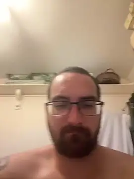 Snapshot of Jwr2316 chatting on 10.17.25 Jwr2316 online show from 10.17.25