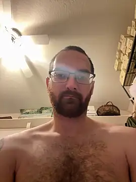 Snapshot of Jwr2316 chatting on 10.18.25 Jwr2316 online show from 10.18.25