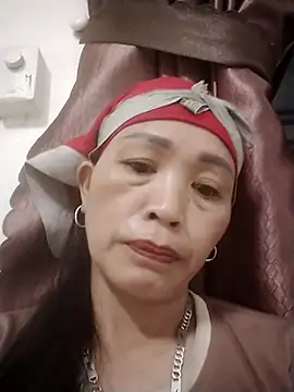 Snapshot of meo-meo00 chatting on 10.02.25 meo-meo00 online show from 10.02.25