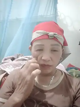 Snapshot of meo-meo00 chatting on 10.04.25 meo-meo00 online show from 10.04.25