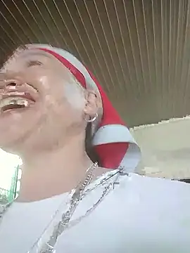 Snapshot of meo-meo00 chatting on 10.29.25 meo-meo00 online show from 10.29.25