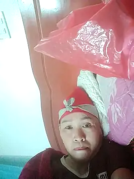 Snapshot of meo-meo00 chatting on 11.13.25 meo-meo00 online show from 11.13.25