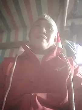 Snapshot of meo-meo00 chatting on 11.15.25 meo-meo00 online show from 11.15.25