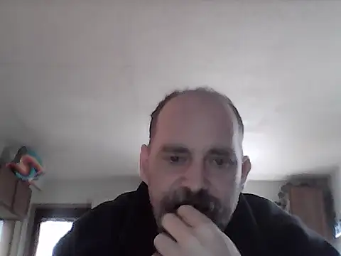 Snapshot of crazyheratic8 chatting on 04.03.26 crazyheratic8 online show from 04.03.26