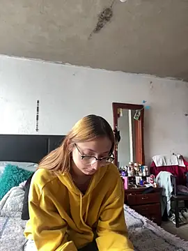 imariahot online show from 10.29.25