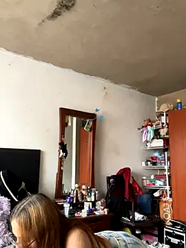 imariahot online show from 10.31.25