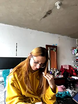 imariahot online show from 11.14.25