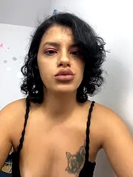 VanessaMille online show from 10.02.25