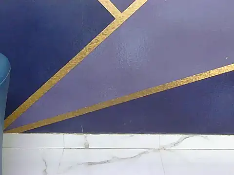 shiny-krisha online show from 10.26.25