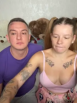 sweet   bunnies online show from 10.02.25
