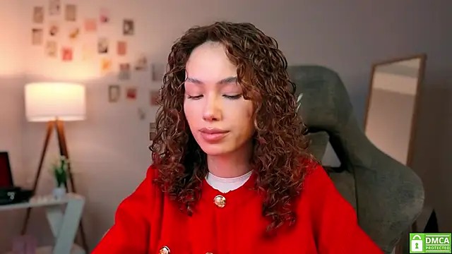 Snapshot of branchwithflowerss chatting on 10.07.25 branchwithflowerss online show from 10.07.25