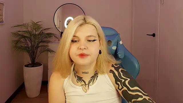 Shad0wPurr online show from 10.09.25