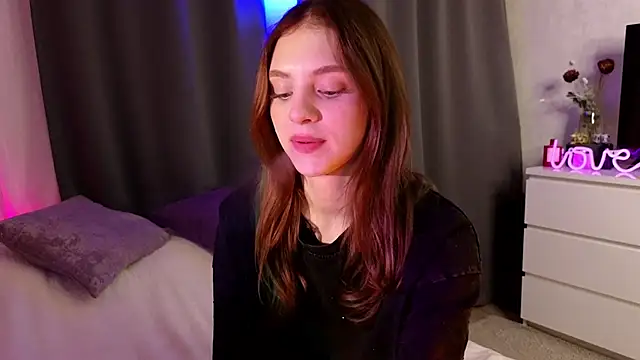 midnightMaya online show from 11.06.25