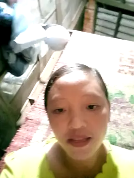 Snapshot of Minkine022 chatting on 10.05.25 Minkine022 online show from 10.05.25