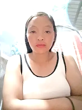 Snapshot of Minkine022 chatting on 10.05.25 Minkine022 online show from 10.05.25