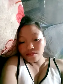 Snapshot of Minkine022 chatting on 10.15.25 Minkine022 online show from 10.15.25