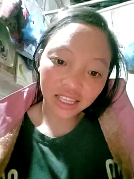 Snapshot of Minkine022 chatting on 10.25.25 Minkine022 online show from 10.25.25