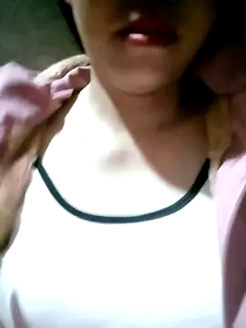 Snapshot of Minkine022 chatting on 10.29.25 Minkine022 online show from 10.29.25