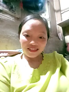 Snapshot of Minkine022 chatting on 11.05.25 Minkine022 online show from 11.05.25