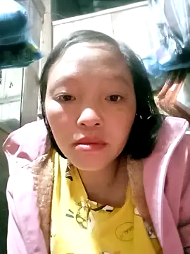 Snapshot of Minkine022 chatting on 11.17.25 Minkine022 online show from 11.17.25